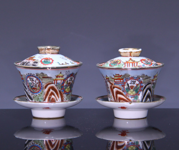 A Pair of Chinese Famille Rose Lidded Gaiwan Cups - 2nd Half 20th Century