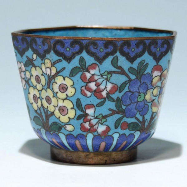 Old Chinese Cloisonne Flowers Cup - 5,8 cm