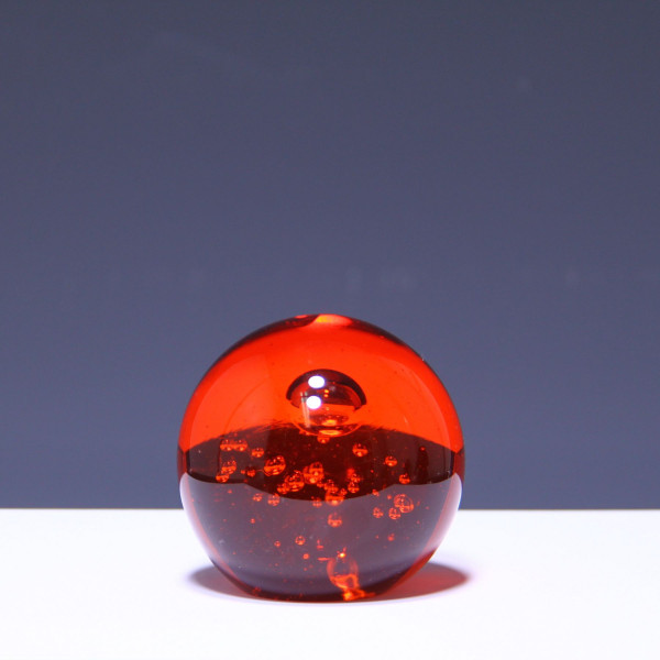 Roter Briefbeschwerer Paperweight - Höhe 6,1 cm - 438 Gramm