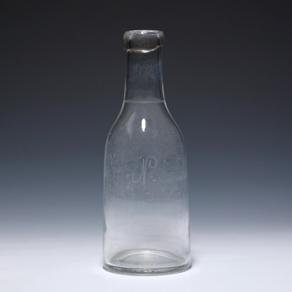 Milchflasche um 1900 mit Eichring und Buchstabe N