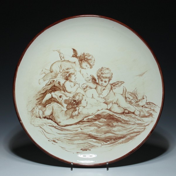 Keramik Wandteller mit handgemalter Puttendarstellung - Ø 34 cm