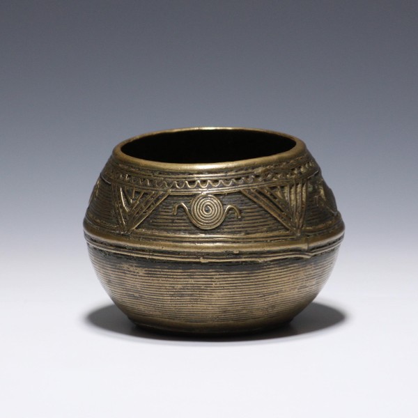 Indian Dhokra Brass Bowl with Swirls from Orissa - 19th C.