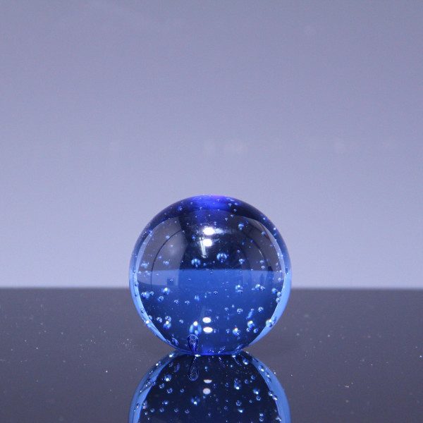 Kleiner blauer Briefbeschwerer Paperweight - Höhe 6,1 cm - 316 Gramm